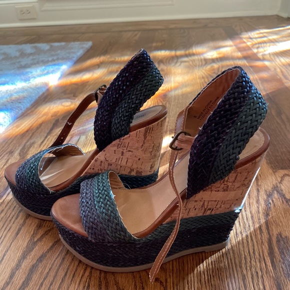 Wedges - Picture 2 of 3